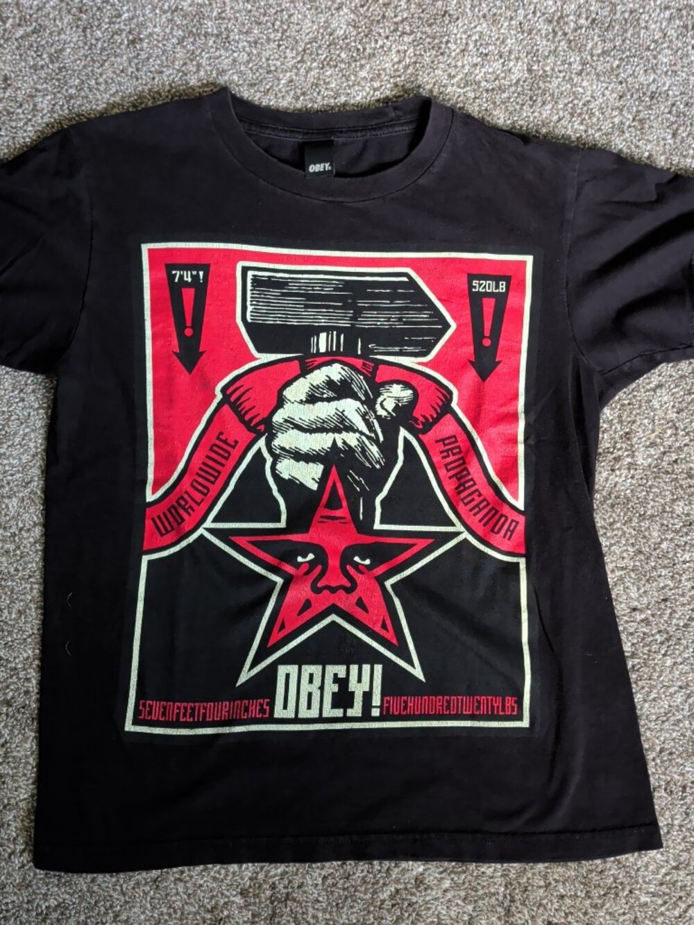 Obey Worldwide Proaganda Size Small Black/Red/White Short Sleeve Tee